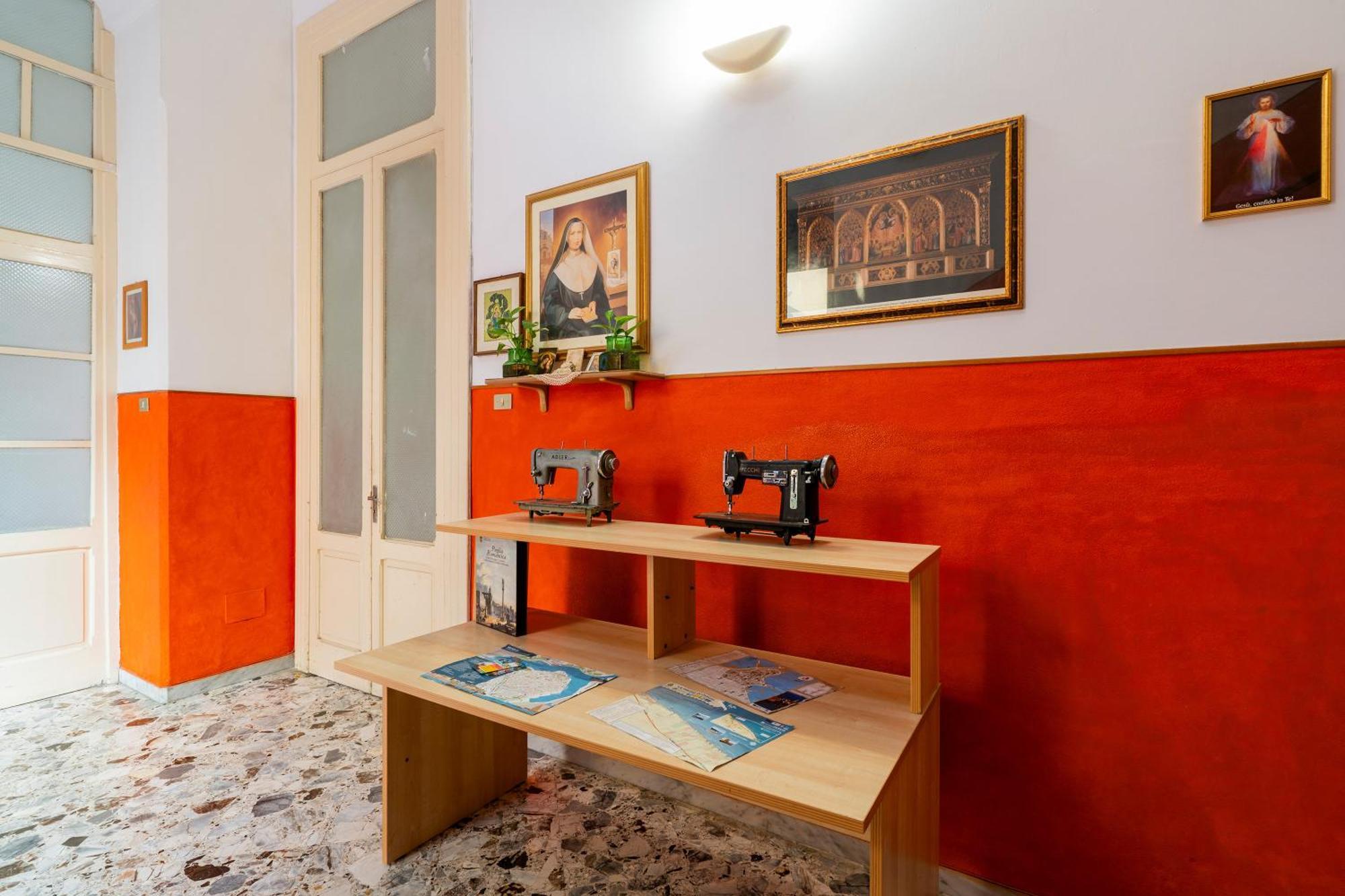 Casa Di Madre Antonia Otel Brindisi Dış mekan fotoğraf